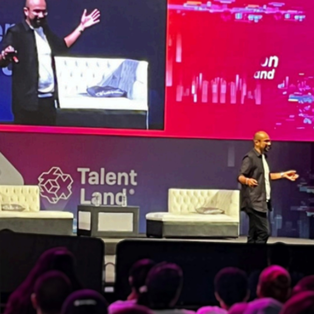 Ricardo Muñoz en conferencia